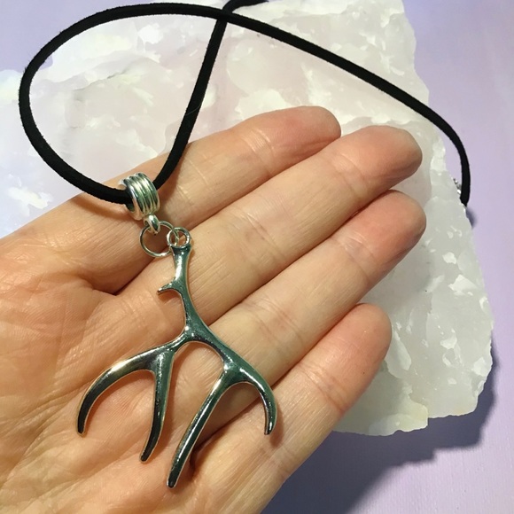 Deer Antlers Necklace Silver Black Velvet Choker Womens Jewellery NWT - Picture 3 of 4
